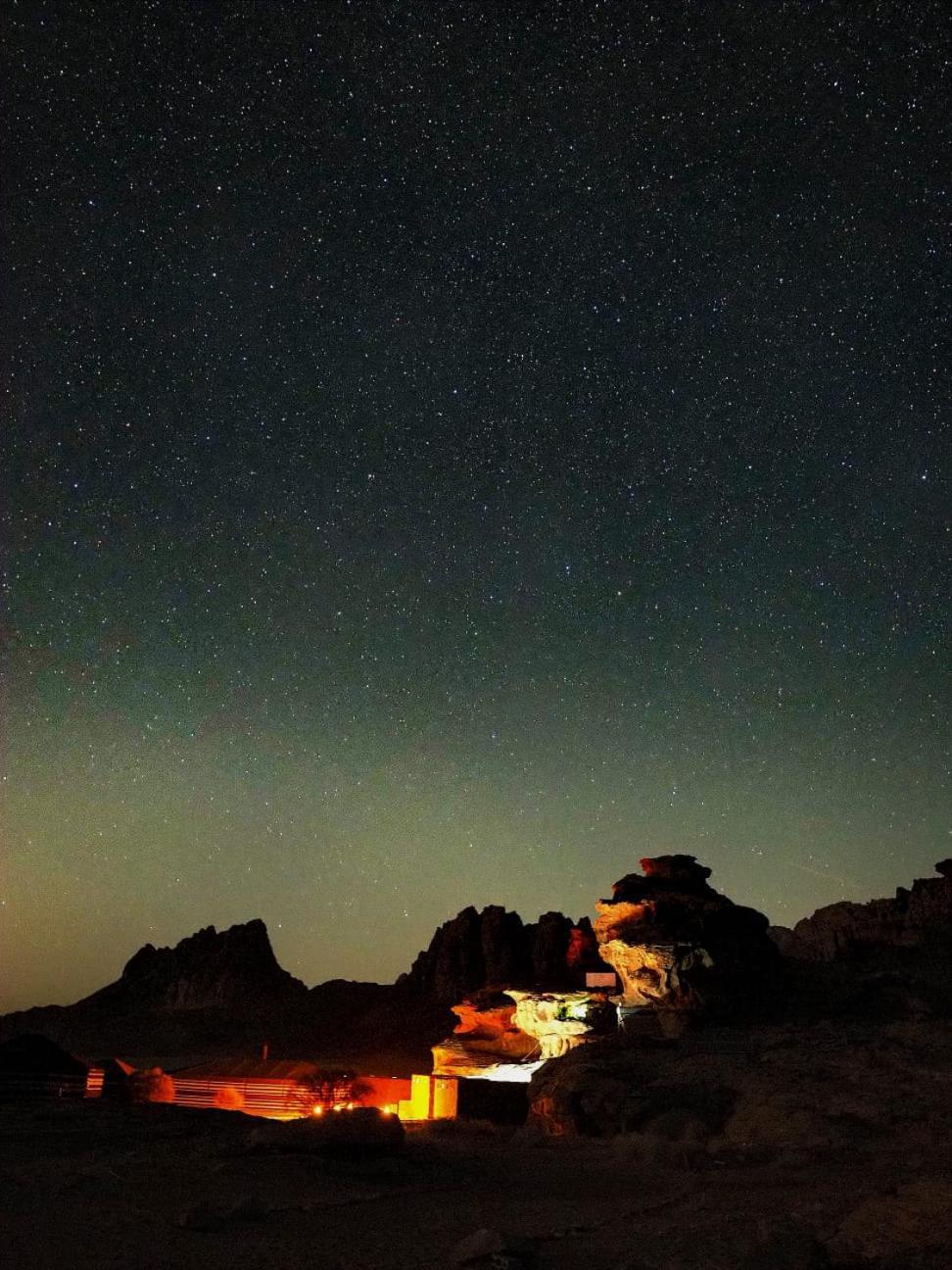Salem Camp Hotel Wadi Rum Exterior foto